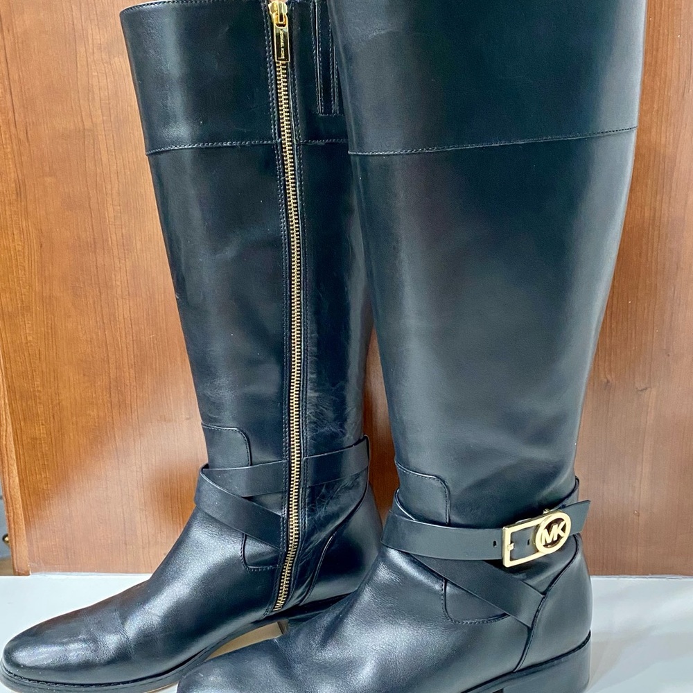 Michael Kors black leather riding Bryce Women’s boots, size 9M.